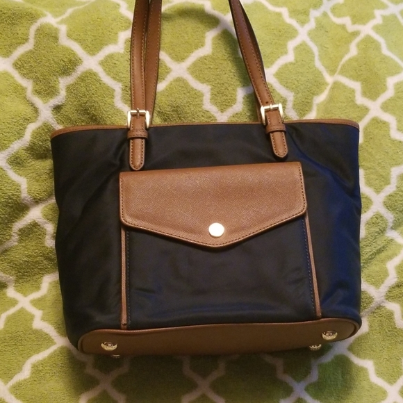 Michael Kors purse - Picture 3 of 4